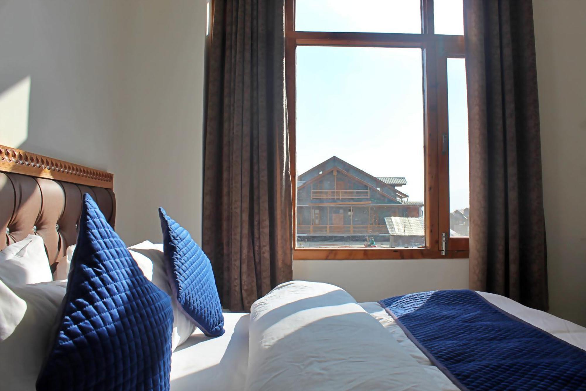 The Richie Royal Inn Manāli Exteriér fotografie